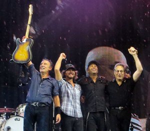bruce,eddie,tom,max9812